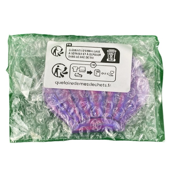 Purple Holographic Sea Shell Compact Mirror - Picture 10 of 15